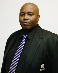 Dr. Sabelo Chizwina