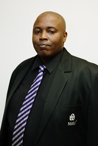 Dr. Sabelo Chizwina